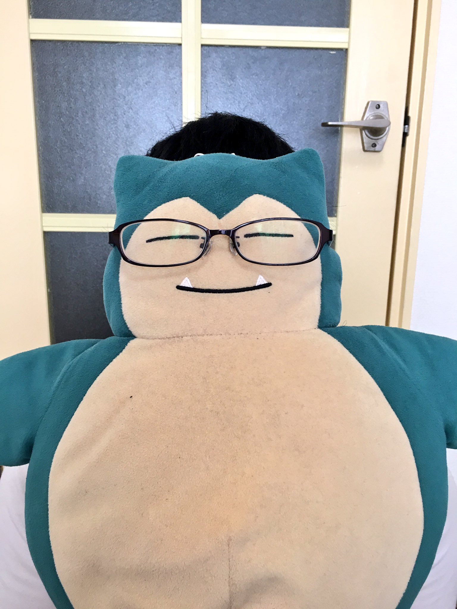 いぷちの カビゴンめっちゃメガネ似合う T Co yiluqxig Twitter