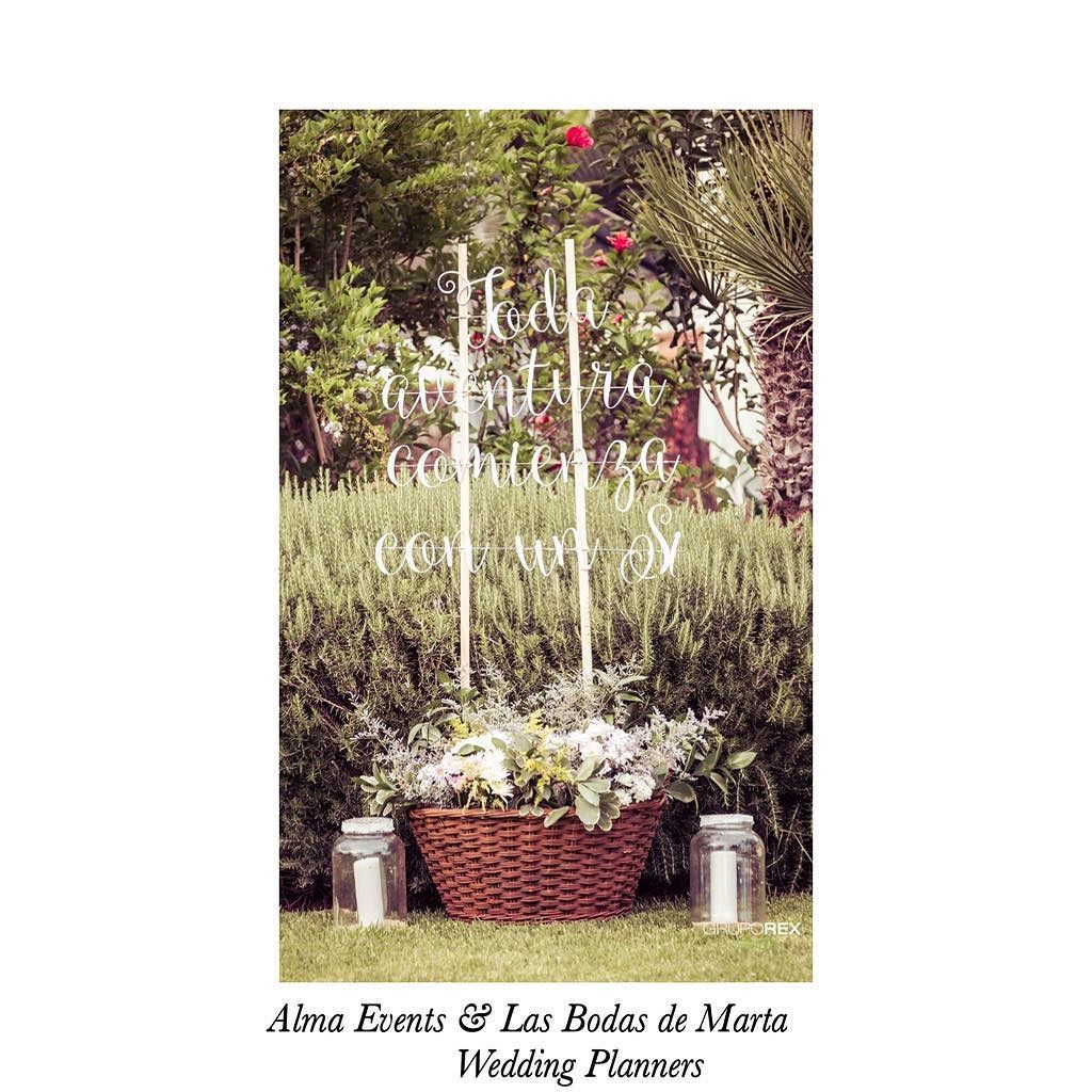 Y por qué no? Empecemos hoy una aventura , no todo lo bueno tiene que suceder el fin de se… ift.tt/29vC2en