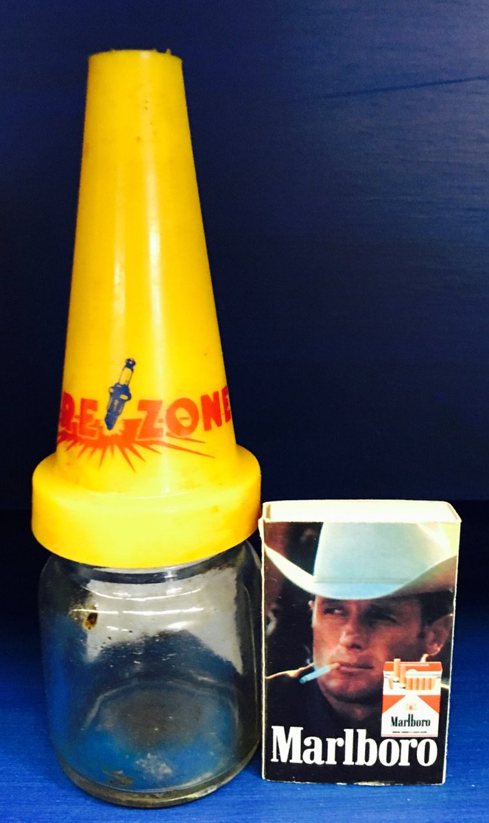 My Vintage Addiction 2 Newington Ave Rosebud, Vic. For sale Awesome #rare #castrol #mobil #bottle #malboro #matchbox