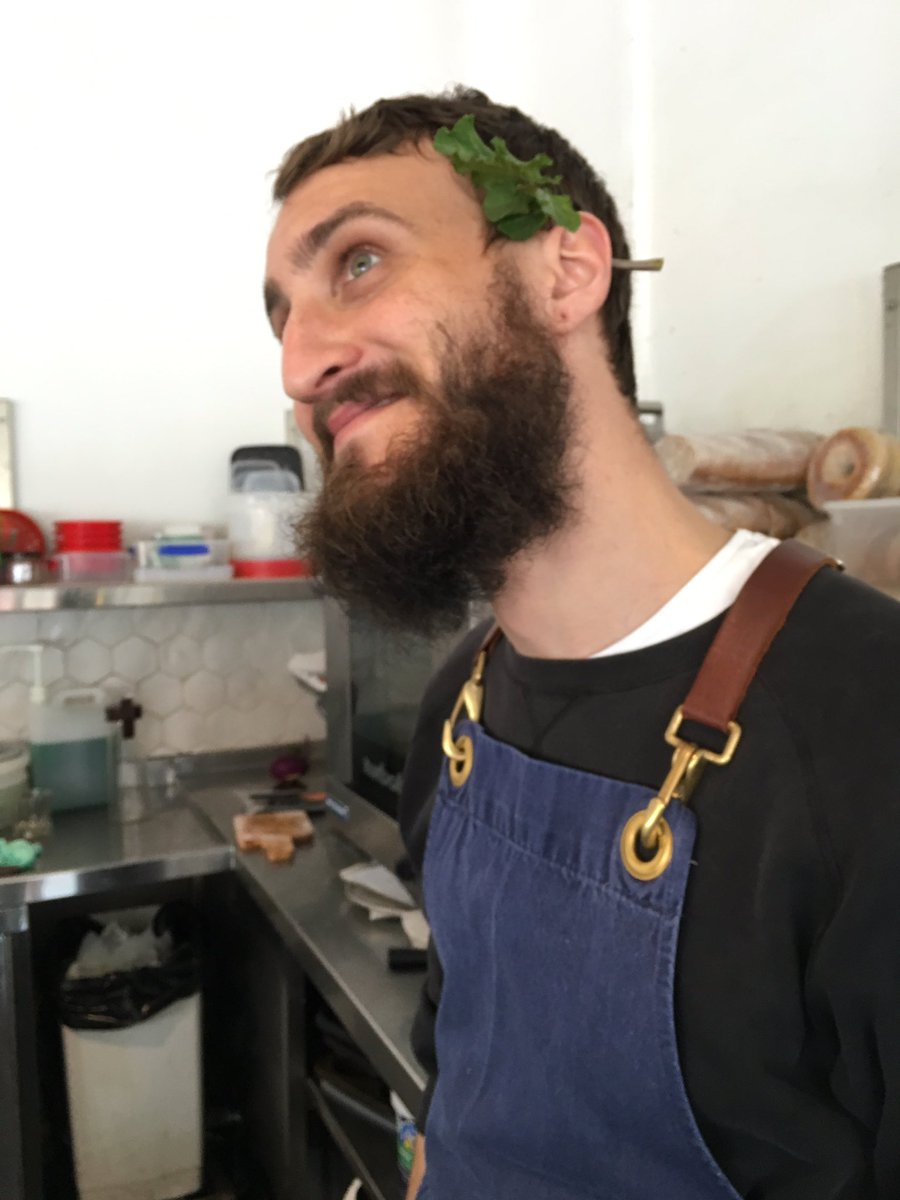 Addison_Steele's tweet photo. When baristas get bored https://t.co/vjTMzxm9Te