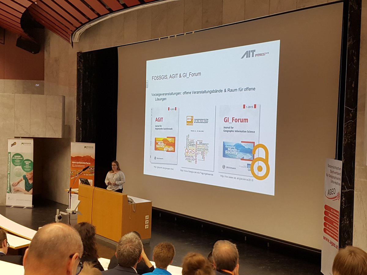 black_gis's tweet image. #AGIT2016 #FOSSGIS2016 #giforum2016  united #GIS #openaccess