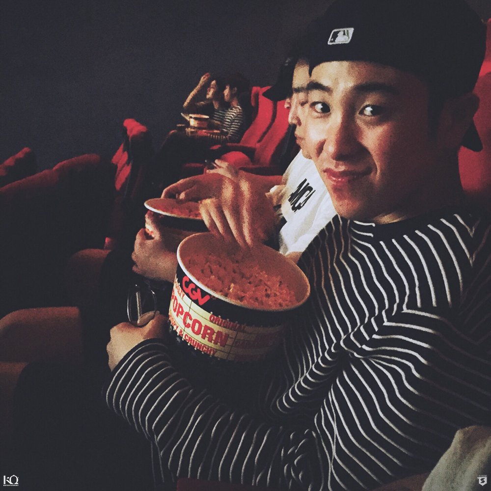 blockb_official's tweet photo. 더운 우리 벌들을 위해 https://t.co/YbjKvuDWwX