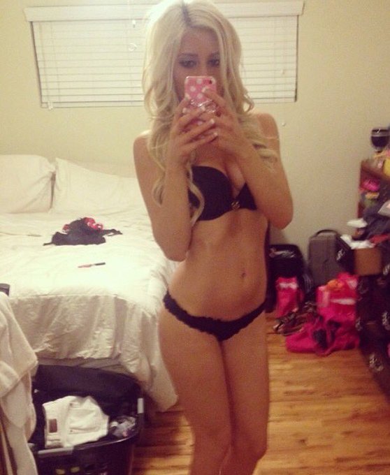 So I guess it was national bikini day today? I'm a little late but whatever, here you guys go https://t<a href="/tag/represent"class="tags"><span>#represent</span></a><a href="/tag/shelovesmymusic"class="tags"><span>#shelovesmymusic</span></a>