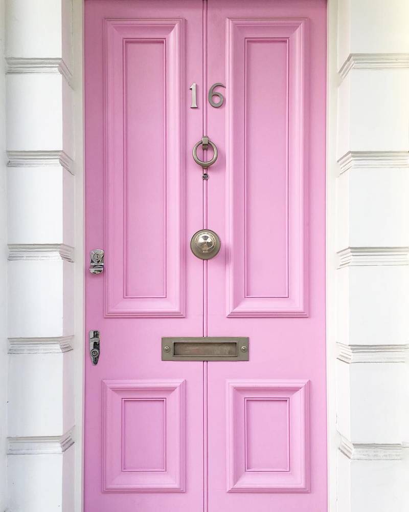 dominomag's tweet photo. 8 things to know BEFORE painting your front door: https://t.co/r4KvwrbN2q https://t.co/VptKZrKEKZ