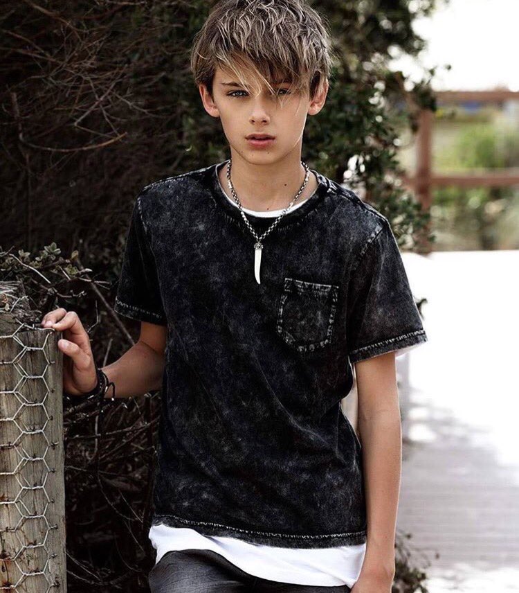 American_1109's tweet photo. @willfmofficial 
12!?
OMG😍
か���こよすぎ！ https://t.co/EUJOgM91y5