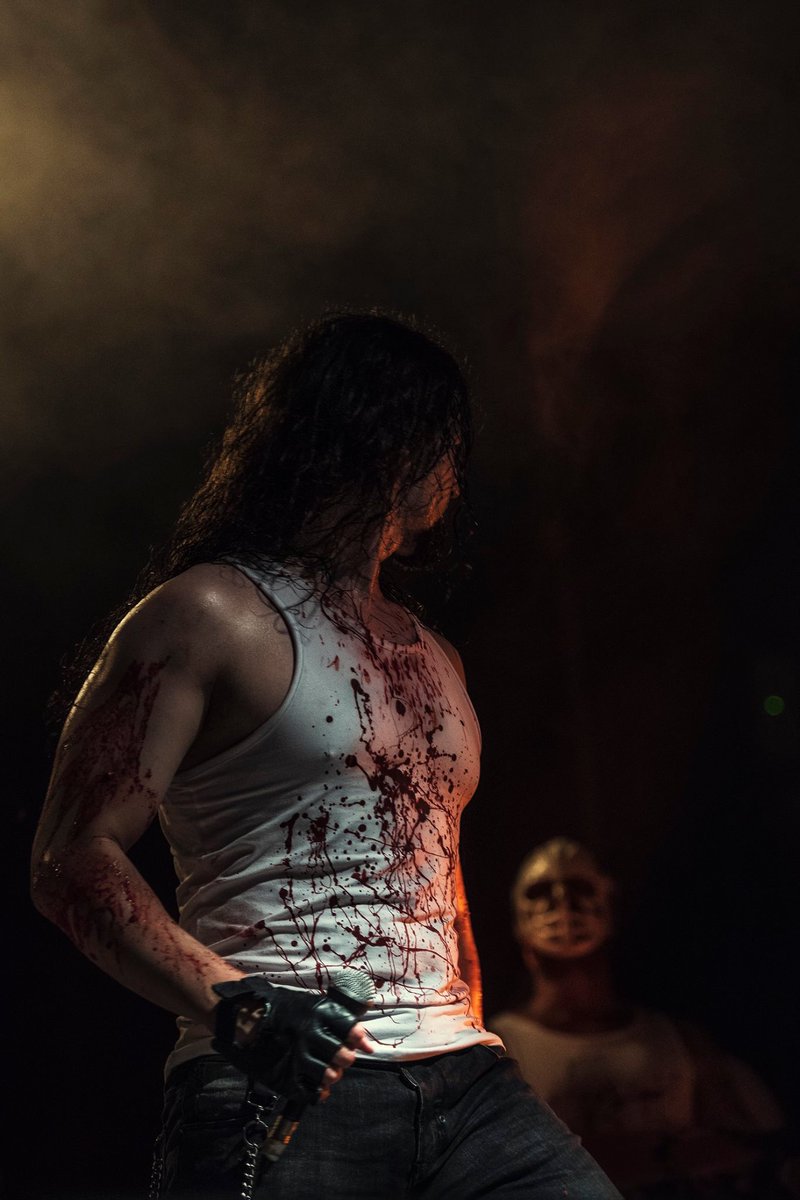 5stargrave's tweet image. Another cool shot from our last show #horrormetal #blood #infernalizer #punkrock #heavymetal #share #retweet