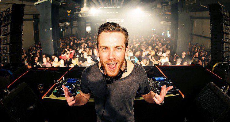 . <a href="/Artifact_NL/">Artifact</a> got interviewed by <a href="/HardstyleMag/">HardstyleMag</a>:

hardstylemag.com/interview-with…