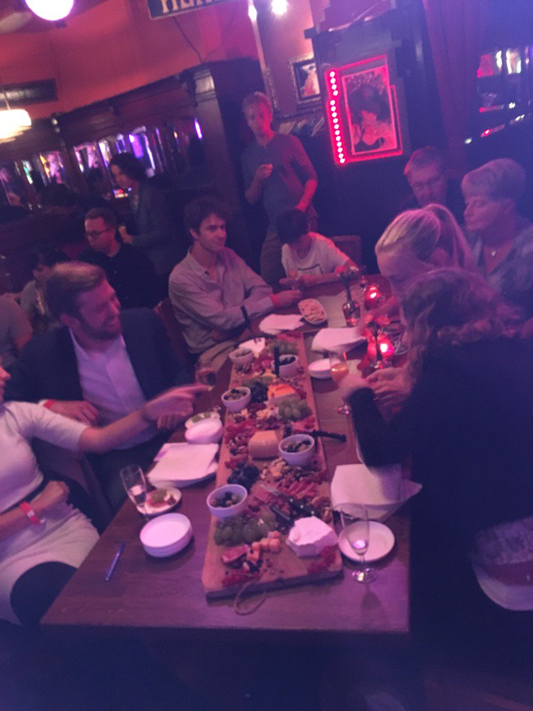 Last nights Amsterdam Magic Show premier was awesome!! Enjoying food and closeup magic before stage show #AMSMagi