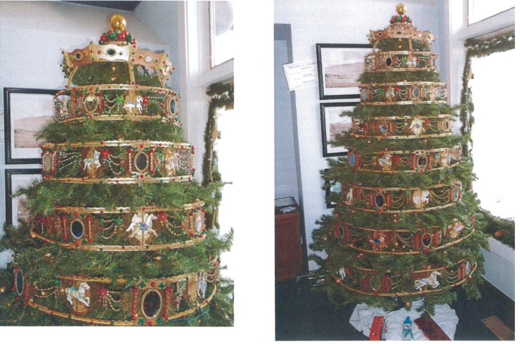 dahlvalve's tweet photo. Not sure what a #dahluniqueinstall would look like? Here's an example! Our #allroundstrapping decorating a #xmastree https://t.co/VflntGKwom