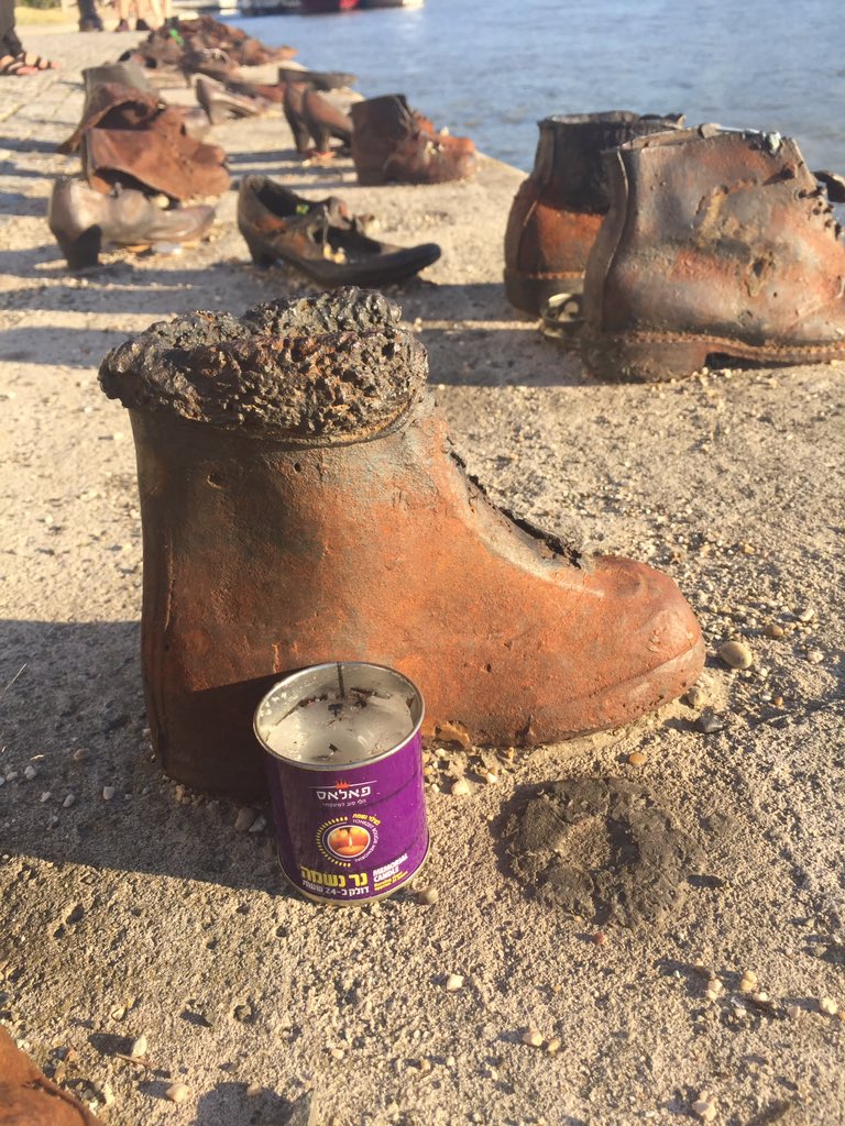 rabbibennaim's tweet photo. #jfedla #20tala #wbtla.  Shoe memorial in Budapest. Said Kaddish. LA Jewish Federation invested in my learning. https://t.co/yEjDHECOhT