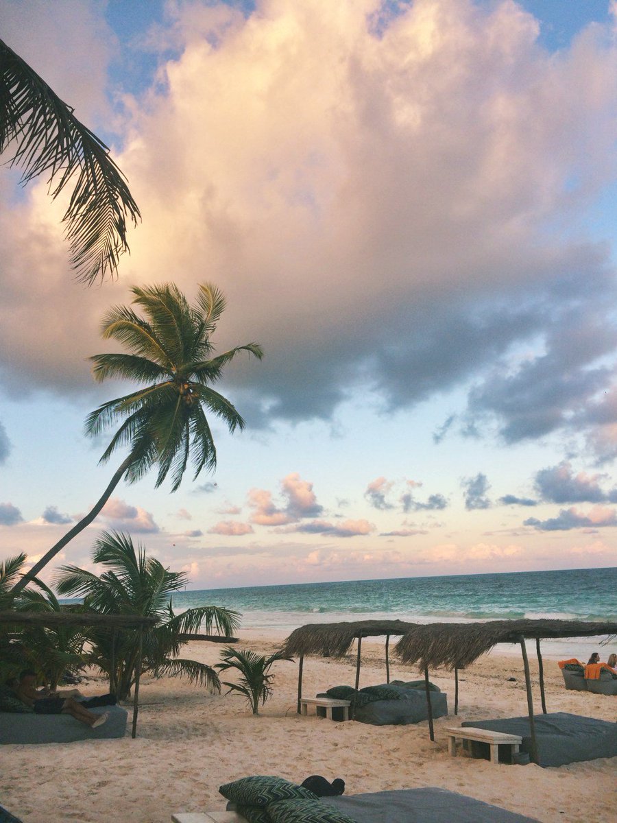 kaerenae's tweet photo. Tulum, te amo https://t.co/WbfRVp3apm https://t.co/qN9kfsF5KC