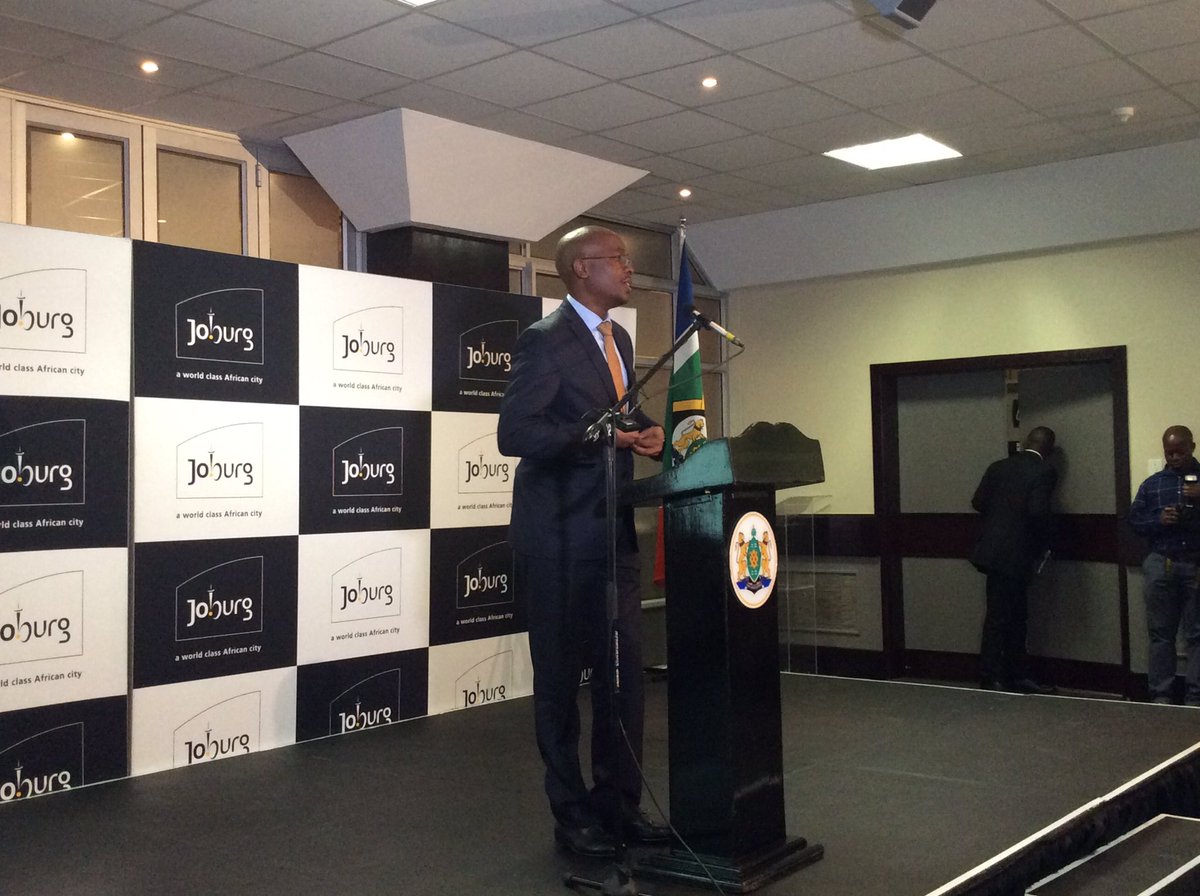 CityofJoburgZA's tweet photo. #MayorTau presents his end of term report #CoJEndOfTerm^TK https://t.co/wDwxLRJQQB