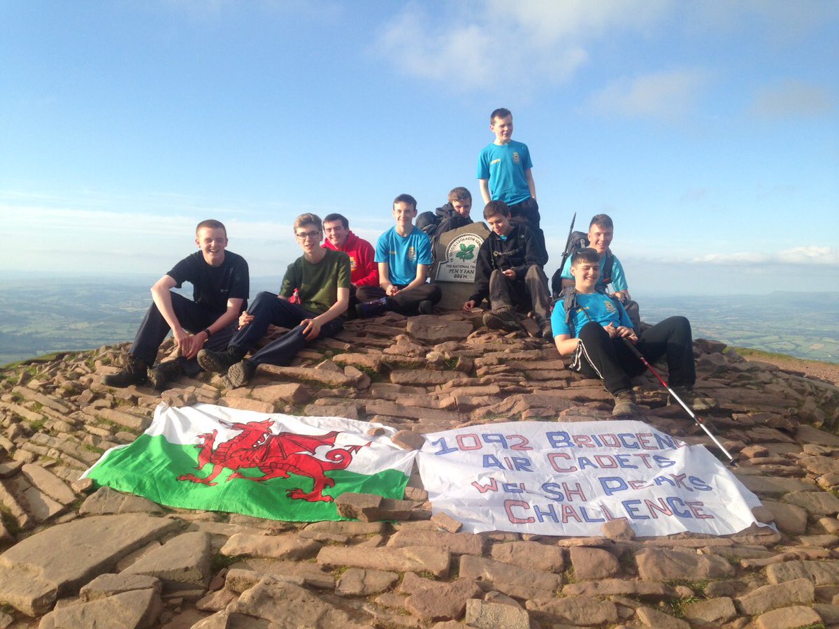Team 1092, completed the 3 Welsh Peaks this weekend, Snowdon Sat, Cadar Idris &amp; Pen y Fan Sun. Top Effort #whatwedo