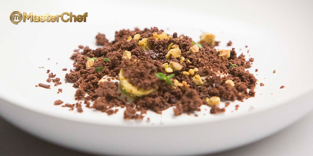 Dig and you will find! Yellow Team's Western Australian soil has so many hidden treasures. #MasterChefAU