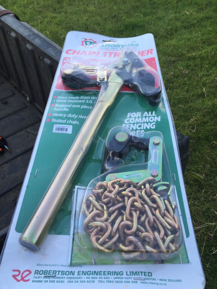 diggerbull's tweet photo. New wire strainers all the way from #upperhutt top quality kit from @kiwikitltd #strainrite #fencing #farming365 https://t.co/i2h7rYj9LN