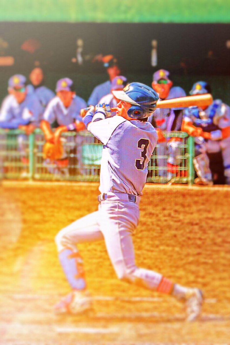 金子尚斗 175cm65kg 左投左打 投手･外野手

投げては140㌔近い速球に右打者の胸元に突き刺さるクロスファイヤーが武器
打つ方でも、広角に打てる好打者だ。

間違いなく、大東市でNo.１左腕だ！