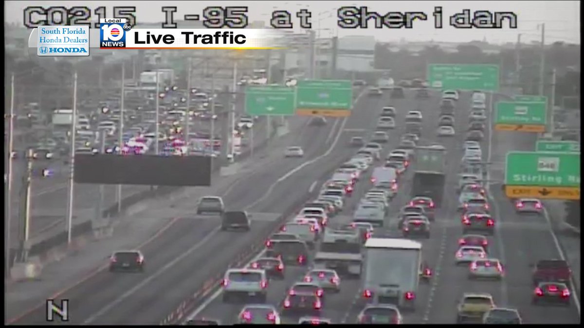 TRAFFIC ALERT- Express Lanes blocked on I-95 SB and Sheridan St #traffic https://t.co/63wOKSObrk