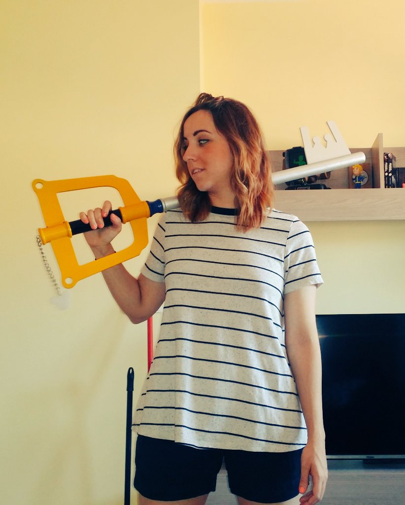 Istrith's tweet image. El poder dea llave espada, finalmente me pertenece...😍