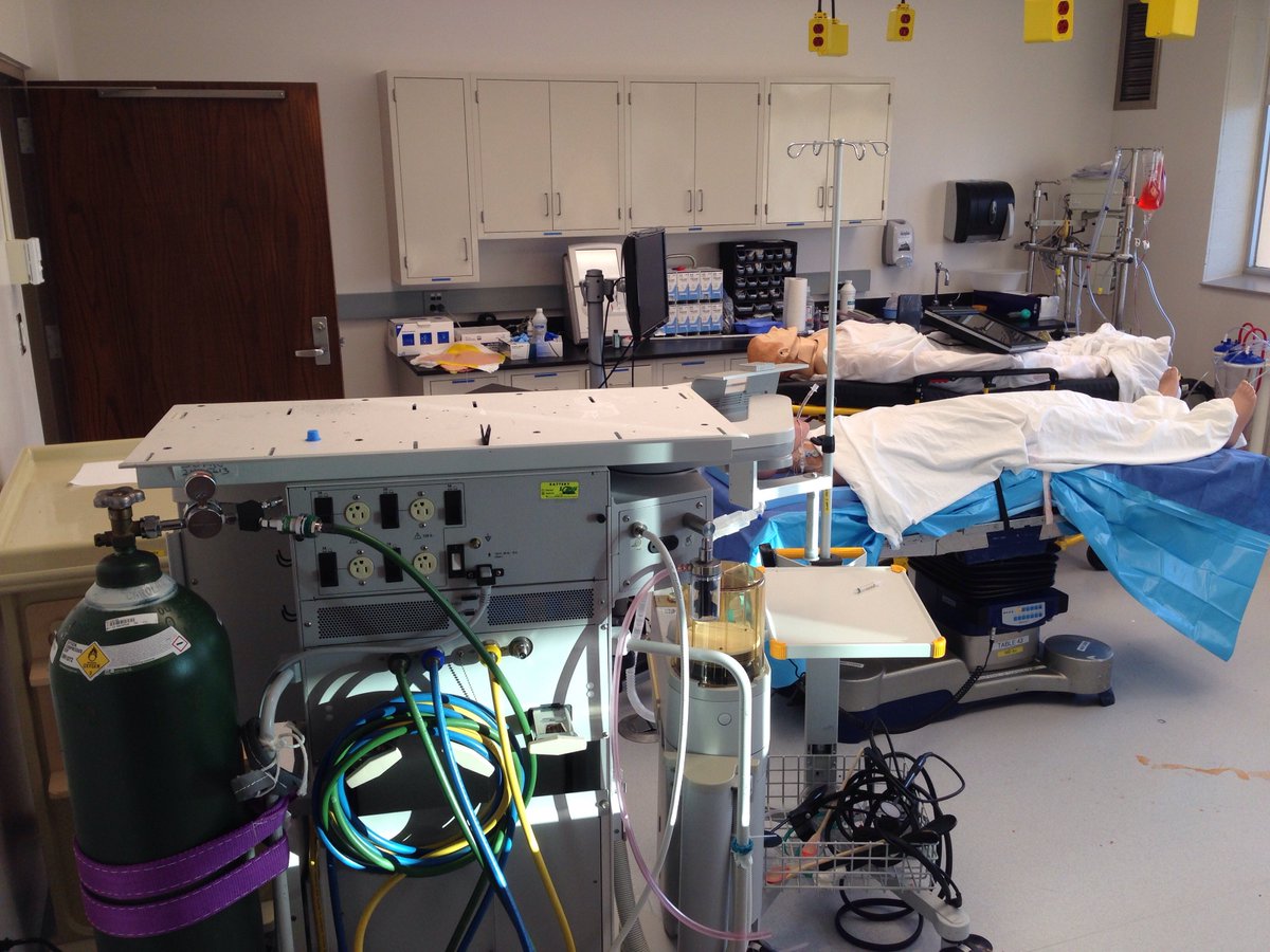 gene_hobbs's tweet image. Hanging out in the CLEAR lab waiting on surgery resident #UNCsim to get rolling. #CodeSepsis @Schadewill