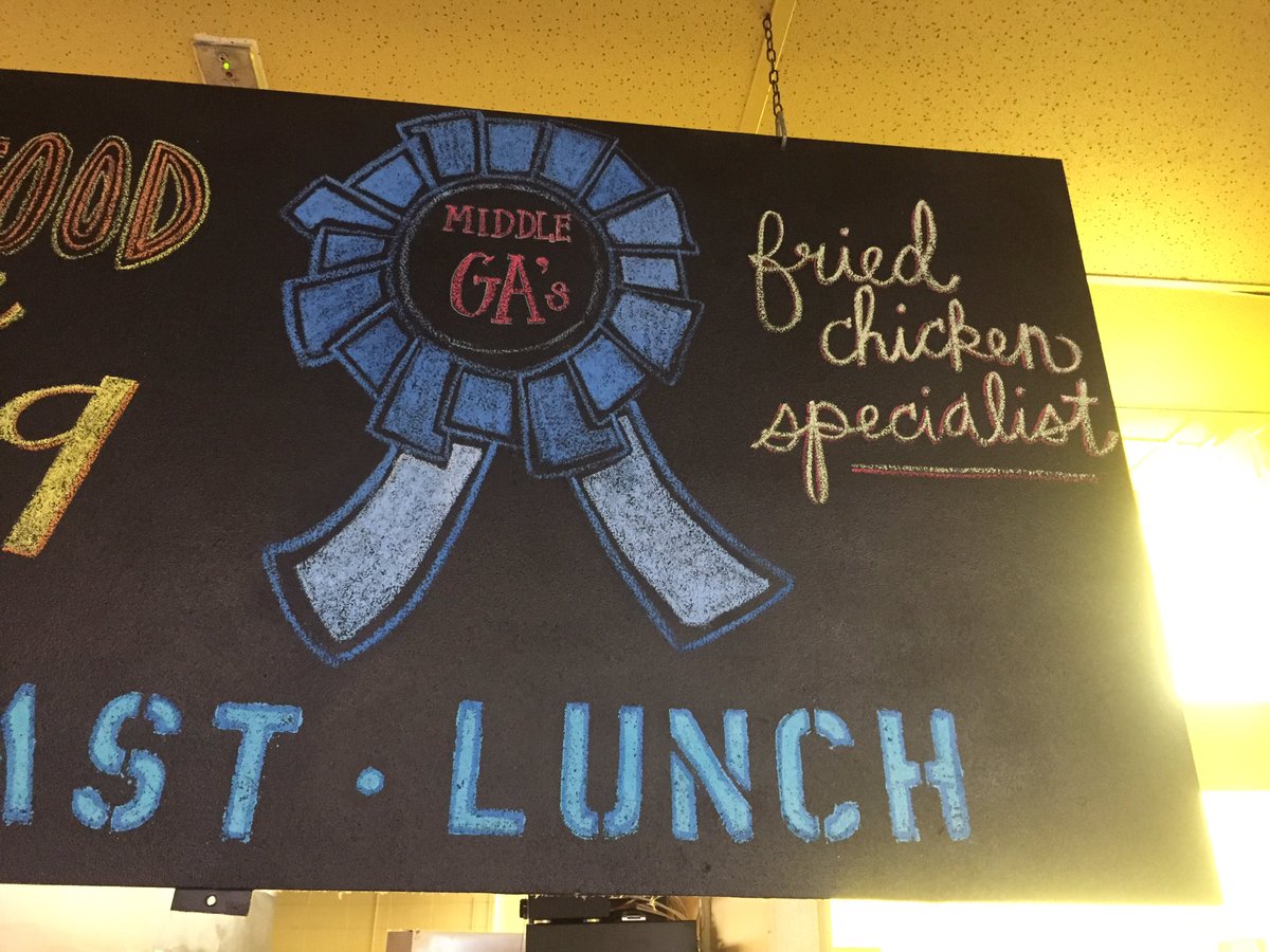 Good Morning Middle GA! Live in the kitchen this morning <a href="/HandHMacon/">H&H Soul Food</a> kicking off #NationalFriedChickenDay <a href="/WGXAnews/">WGXA</a>