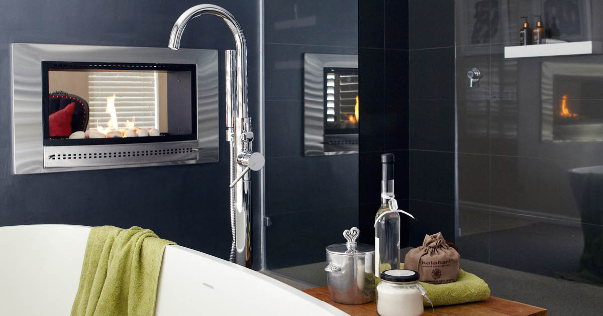 SAGardenandHome's tweet photo. Stylish ways to warm up your bathroom in winter https://t.co/C89giRstL0 

#bathrooms #interiors #warm #winter https://t.co/q7ecaGfHlK