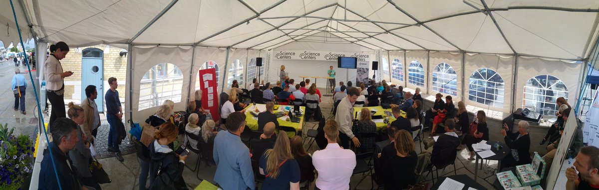 GabrielModeus's tweet photo. Fullsatt på vårt seminarium i #Almedalen om programmering i skolan. #Swedsoft #utbpol https://t.co/7XQbXVORyg
