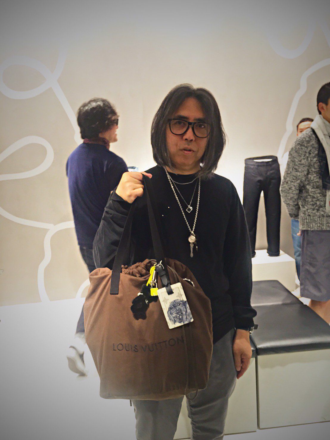WWDJAPAN в X: „【イベント取材】藤原ヒロシさんの本日のバッグ WWDJAPAN в X: „【イベント取材】藤原ヒロシさんの本日のバッグ
