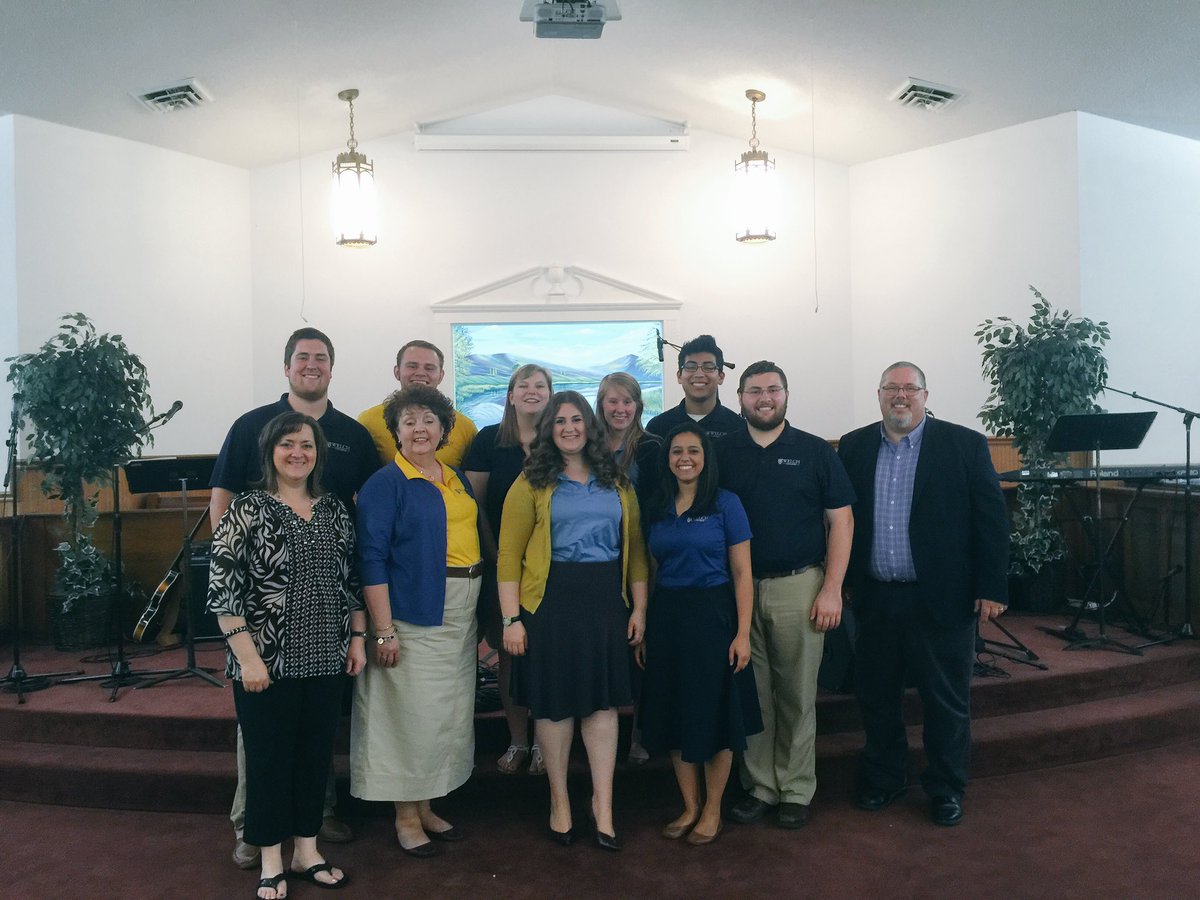 WelchRejoice's tweet photo. Rejoice and Pastor Eric and his wife Angie! https://t.co/qgEMvHaIj0