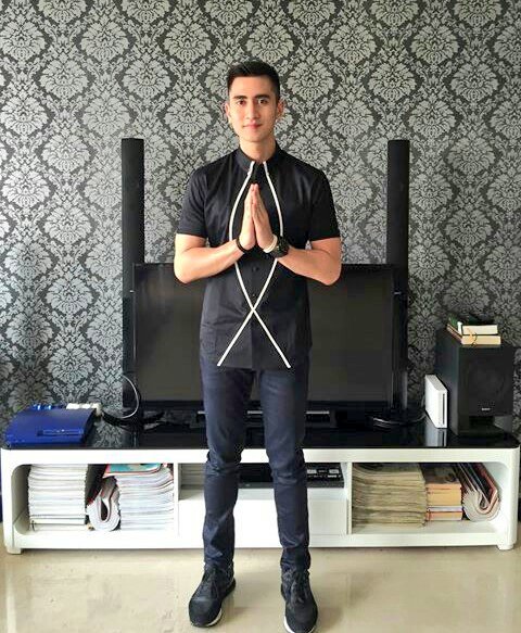 _BramastaVerrel's tweet photo. Minal aidhin walfaizin

@BramastaVerrell https://t.co/Co6ARzykpB