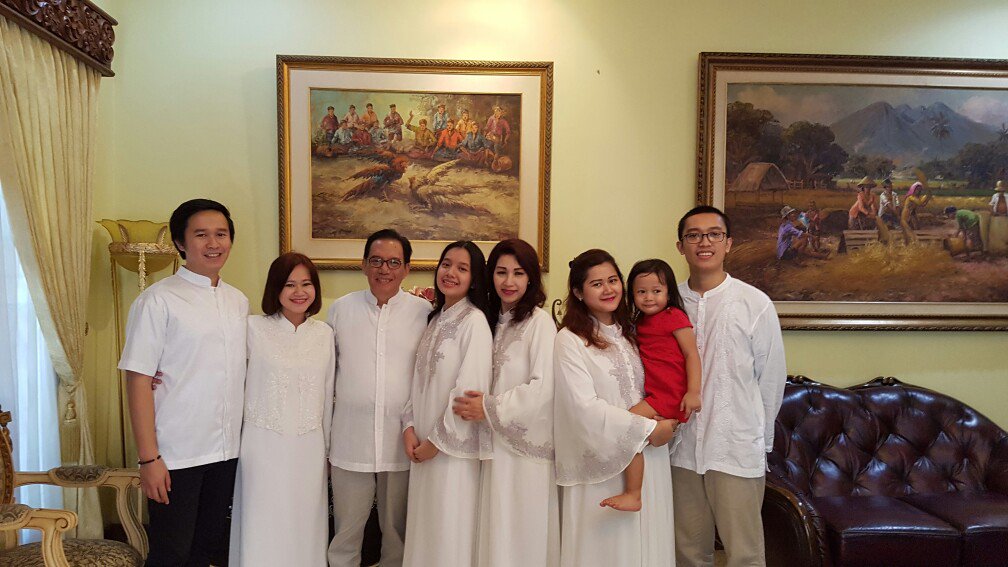 kudilun's tweet photo. Selamat lebaran &amp; liburan.. Selamat kumpul2 dgn keluarga.. https://t.co/jkK0tcrjft