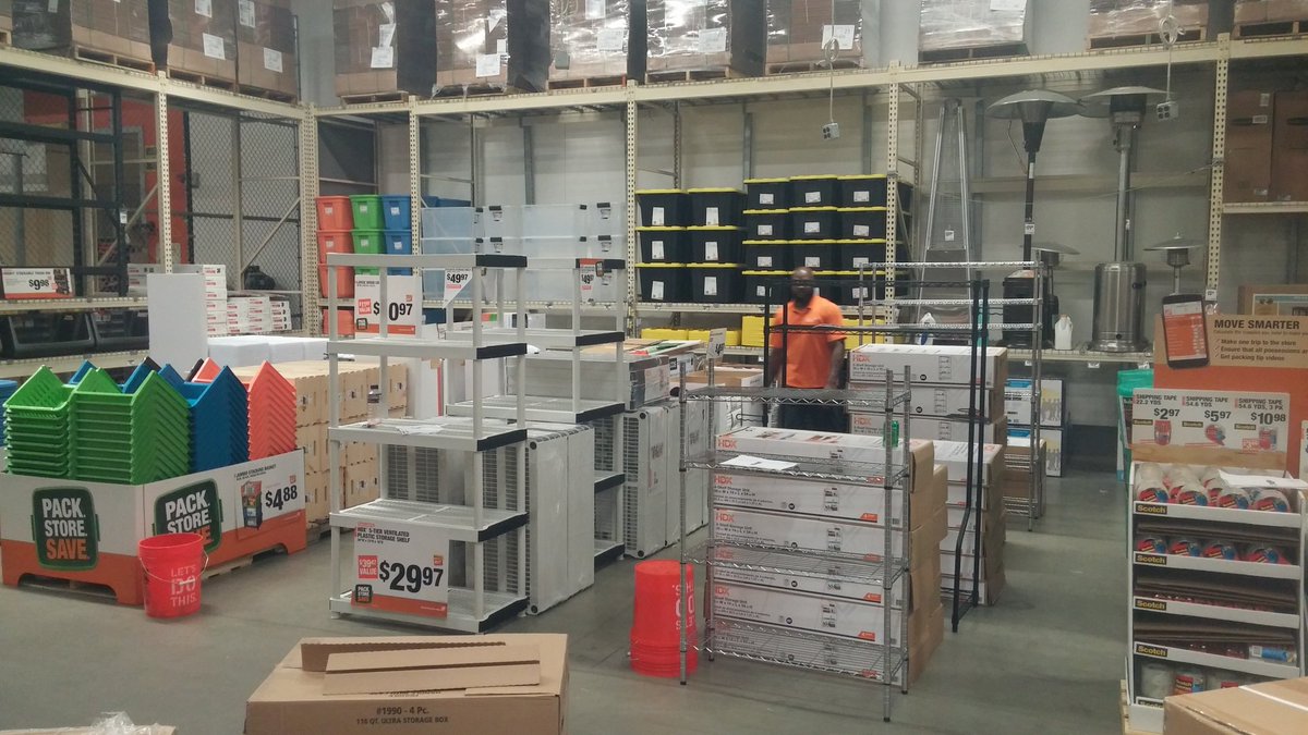 MET6223's tweet photo. SHOE event in 6223! Thanks to night MET, day MET and store 6223 for everyone's help! https://t.co/5vU0apxd26