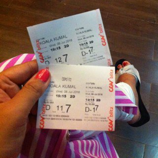 ennah21's tweet photo. refresh otak dulu...Koala Kumal 😀😗ada kesayangan @kvinjulio  @Jscmila  😙😙 https://t.co/Tuy4VzjaOV