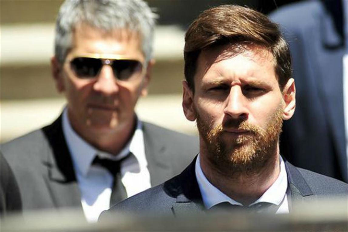 SomosPro_'s tweet photo. Lionel Messi y Jorge, su padre, fueron condenados a 21 meses de prisión por fraude fiscal https://t.co/nXuY0lRJWJ