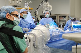 Evolving Surgical #Robots:  Promising #Medtech of 2016 ow.ly/eO6i301Wm01 <a href="/Devicix/">Devicix</a> @MazorRobotics #UBMminn
