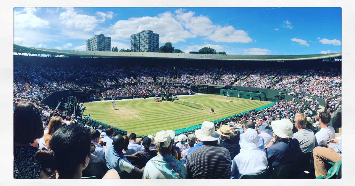 Stylist_Fash's tweet photo. Fashion director Alex @Fullerton_fash is spending the day at #Wimbledon with @RalphLauren today 🎾🌞 https://t.co/4zQnBHZ72F
