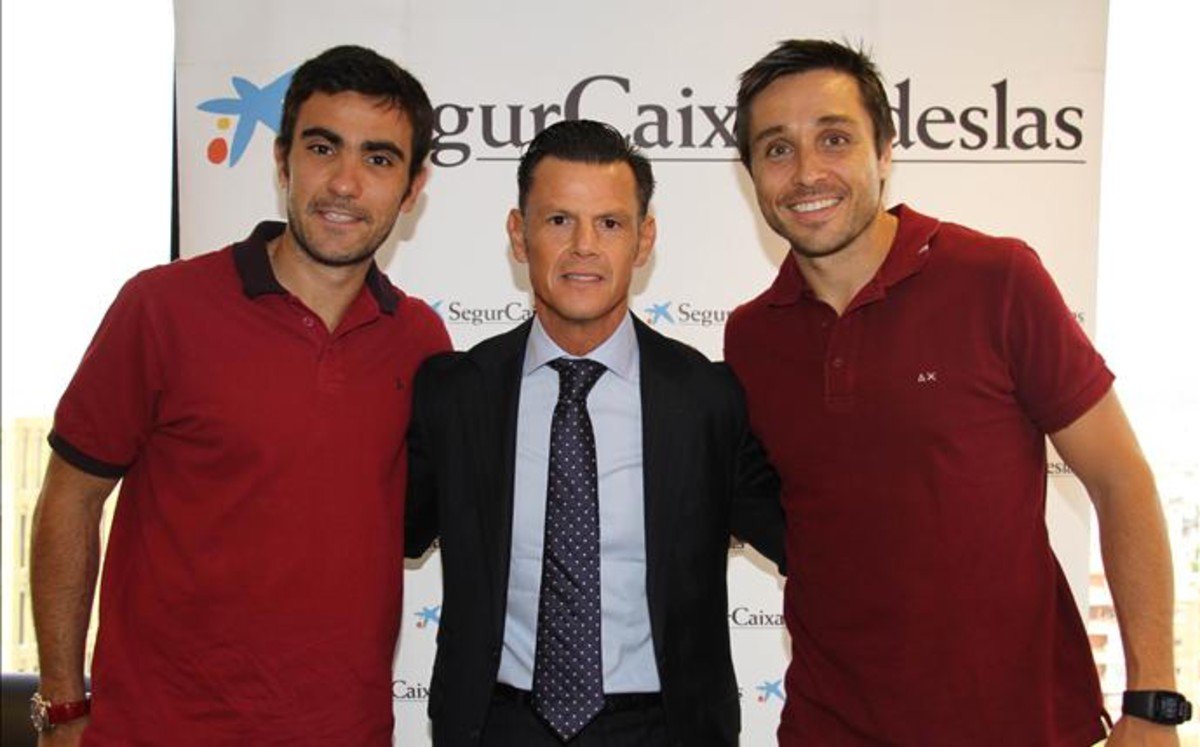sport's tweet photo. #Pádel🎾| 'Bela' y Lima y Adeslas renuevan su acuerdo por dos años
👉https://t.co/04sqhbmBfh https://t.co/FSkQFnA9ly