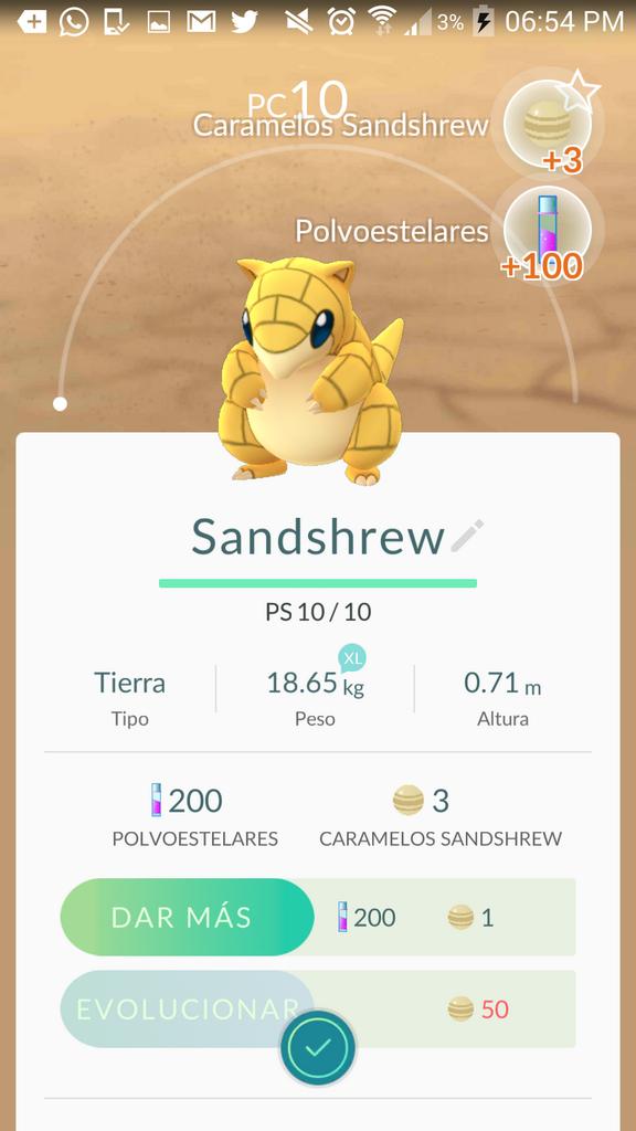 Juan_FGR's tweet photo. Esta claro que este año la TLP será el primer mercado negro de pokemon #TLP2016 #PokemonGO @TLPTenerife https://t.co/Rl5S6rFWT3