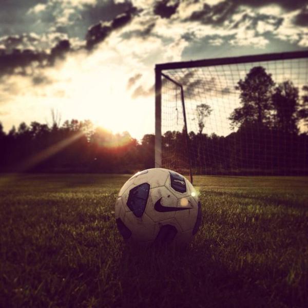 SundayShoutsFC's tweet photo. The best way to clear your head. https://t.co/ERq6OEPgro