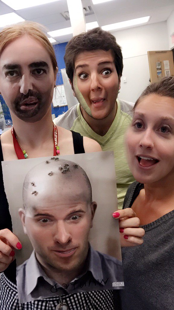 allyruttan's tweet photo. Lortie/zayed lab mixer @AmroYorkU @aliczner @alex_filazzola https://t.co/mdx4ex4Dqx