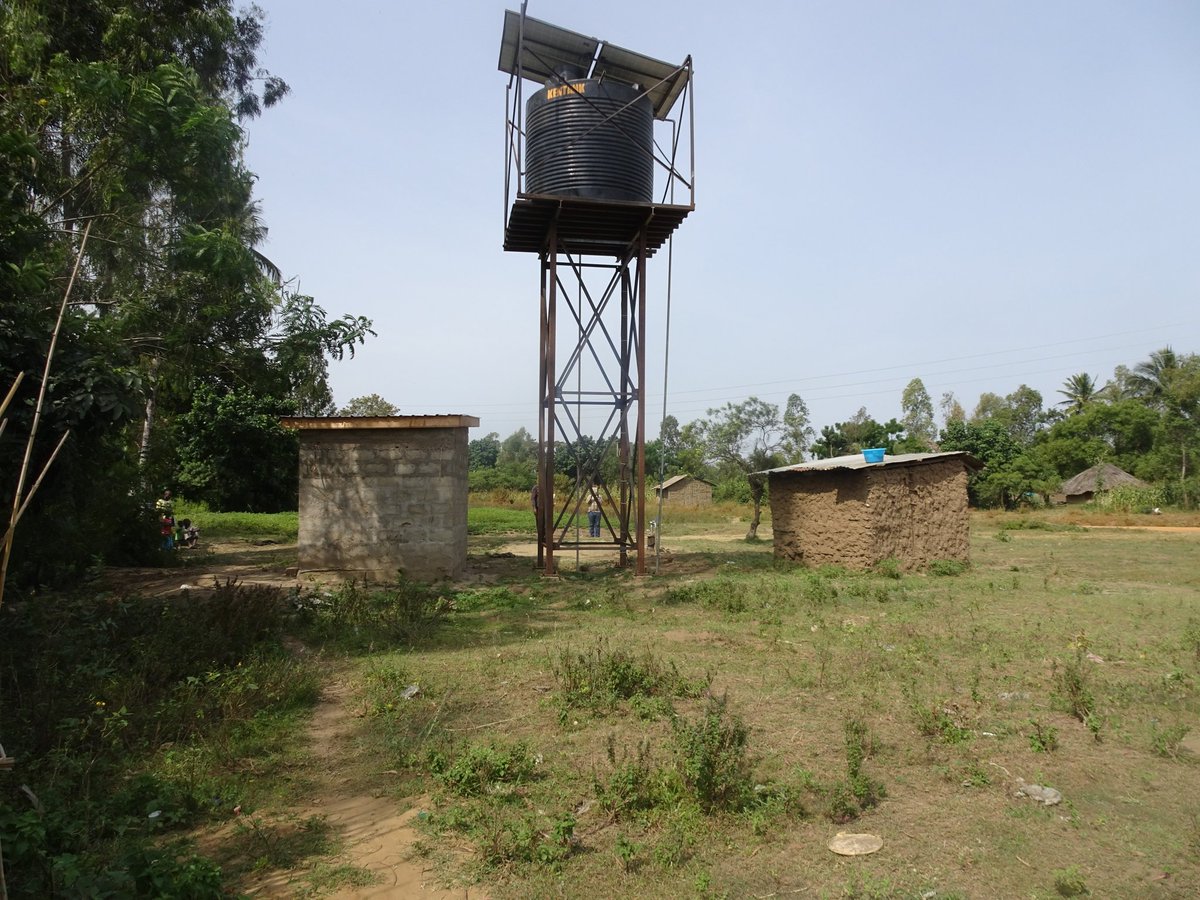 BusiaWater's tweet photo. #Siringa solar powered borehole ,Bunyala West ,Bunyala 
#Ojaamong serving all. https://t.co/fvb9lSLO6V