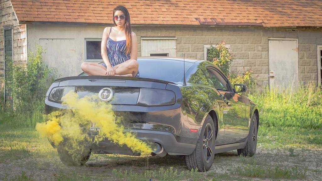 She's a Firestarter
#mustang #ford #fordmustang #stang #carporn #smoke #dslr #canon #50mm … ift.tt/29jlZM8
