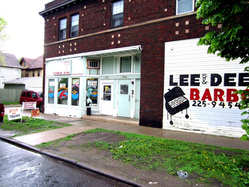BillLindeke's tweet photo. RIP Lee's and Dee's BBQ https://t.co/scsBUpx5GV