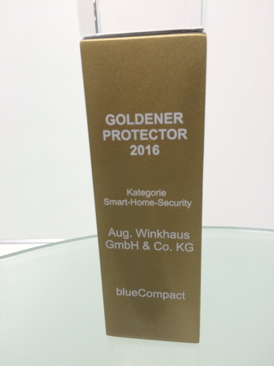 tobiasbartels's tweet photo. Winkhaus gewinnt den Protector Award 2016 in GOLD für #blueCompact in der Kategorie smart-home-Security https://t.co/OnSYN1dWSv