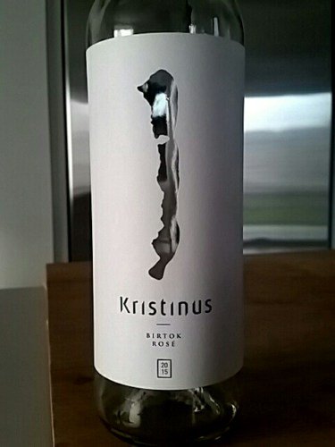 HungarianQWines's tweet photo. Fruity and sunny Balaton #Kristinus #Rosé #Qwine. Wine van Kristinus via @Vivino: https://t.co/InLHEm4WMC https://t.co/9rk4bZfm3L