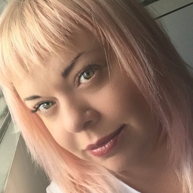 salonfolklore's tweet photo. Check out this cute expose' on our stylist @Sparrow_Fox in @VoyageLAmag https://t.co/W5tXjmU7Uy https://t.co/0rqNE0Es6T