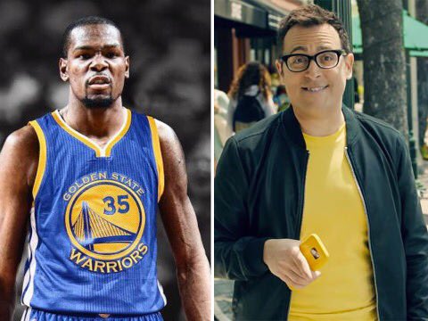 FredEx_84's tweet photo. Which one these clown ass niggas a bigger sell out? 

#durant #verizon #sprint #nigga https://t.co/MQ5mrNEsnI