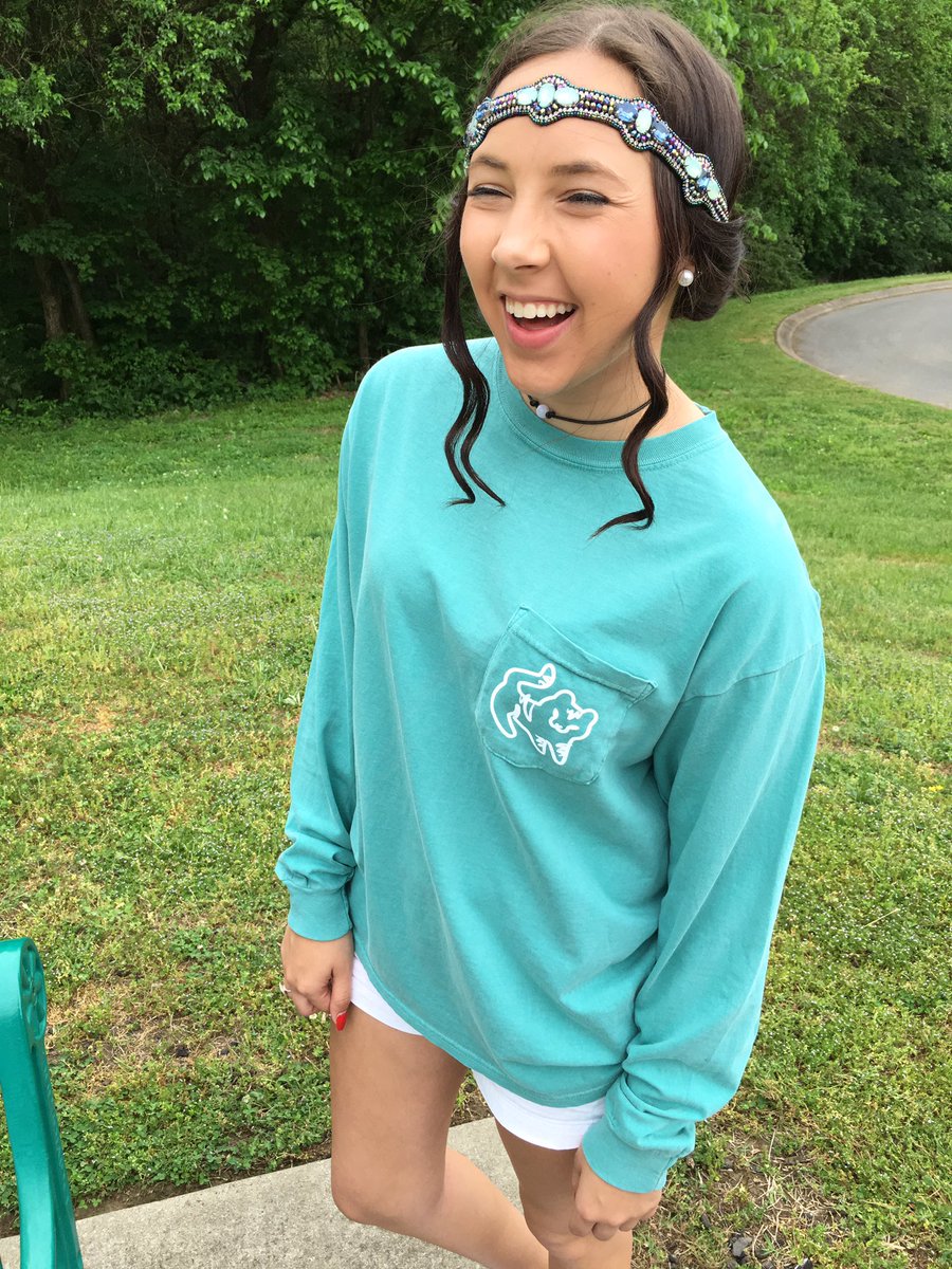 ❤️🐯 GIVEAWAY 🐯❤️

Retweet &amp; be following to win one of our comfy long sleeve pocket tees! 🙌🏼

Ends 7/8.