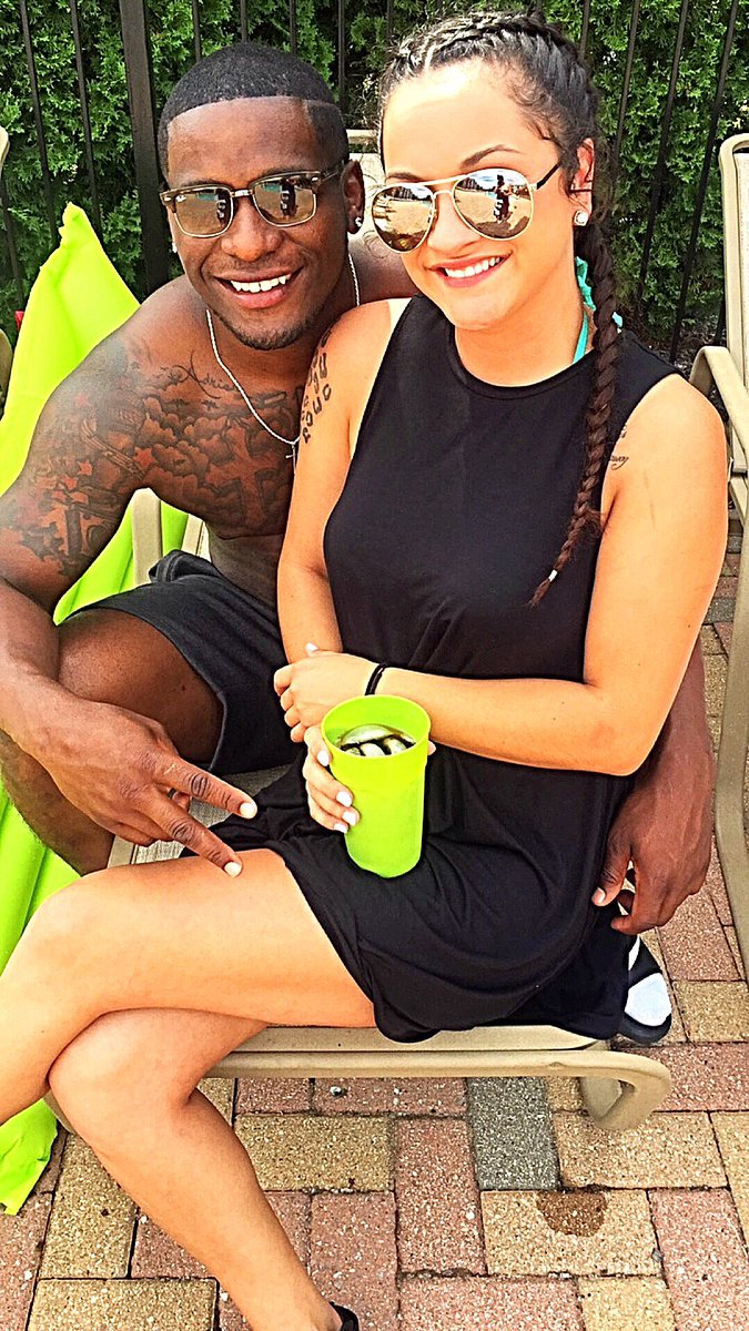 b_harris313's tweet photo. #WCW #WomenCrushWednesday #OhGodDamn 😬😍 @ehuggs23 https://t.co/U2o08pYTPR