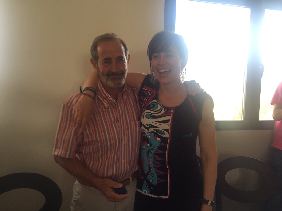ADIÓS SANTIAGO, FELIZ JUBILACIÓN!! Merecido descanso para nuestro profesor de física y química. + info en face.