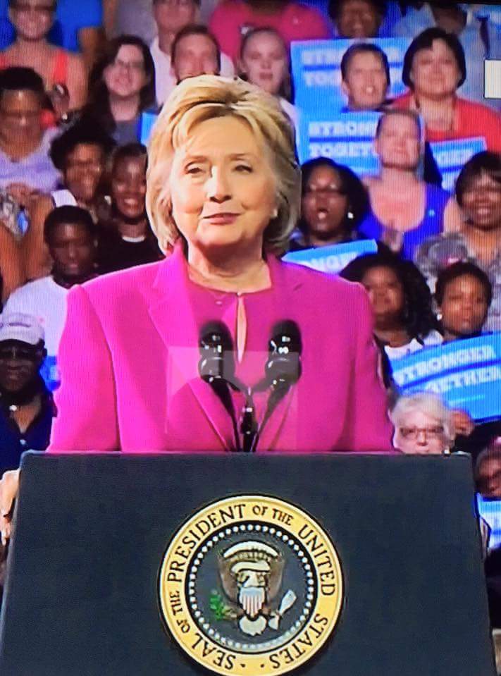 sheriffali's tweet photo. Republicans outrage over FBI Clinton decision is to take attention off
#GOPConManNomineeTrump
#VoteHillary4POTUS https://t.co/OPnp51AmNT